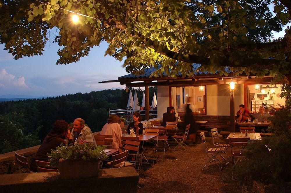 Hotel Zur Schonen Aussicht Фельдкирхен-Вестерхам Экстерьер фото