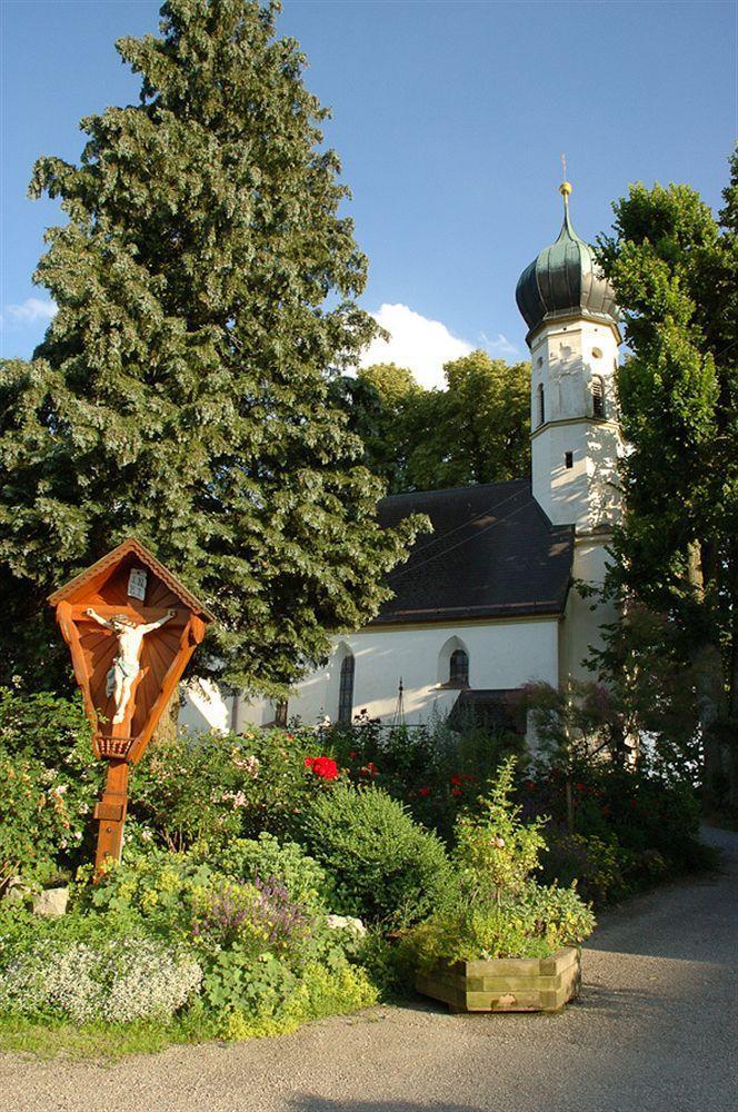 Hotel Zur Schonen Aussicht Фельдкирхен-Вестерхам Экстерьер фото